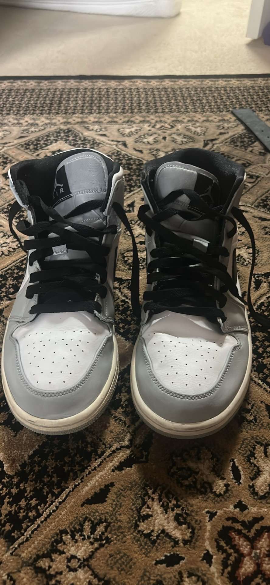 Jordan 1 Smoke Greys