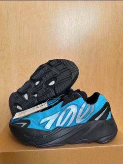 Adidas Yeezy Boost 700 MNVN Bright Cyan GZ3079 Size 5 Brand New