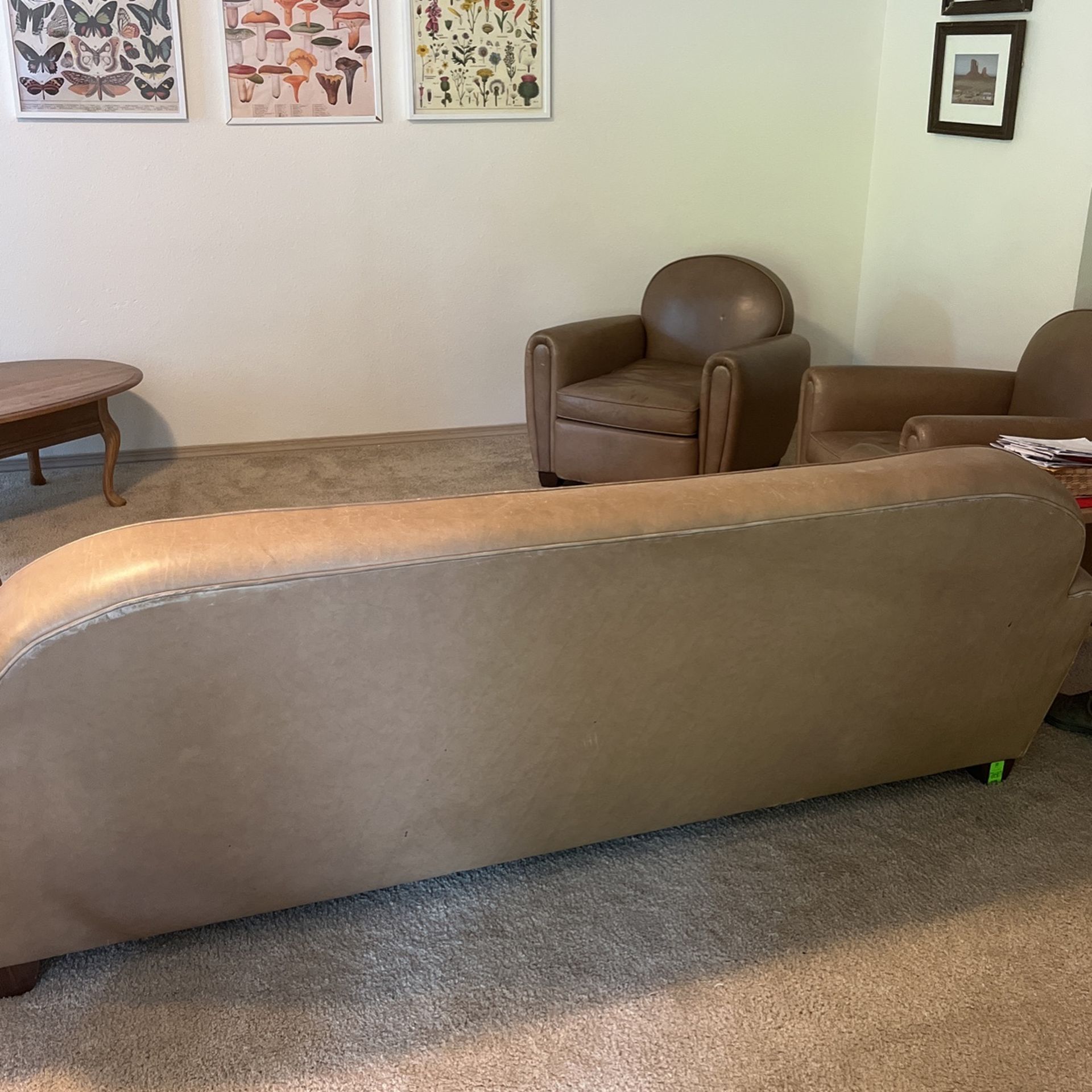 Leather Couch for Sale in Tumwater, WA OfferUp