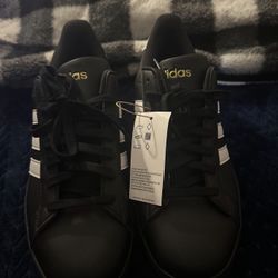 Adidas Grand Court 2.0 sneakers Size 10 With Box!!