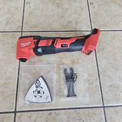  Milwaukee M18 Multi-Tool - New Tool (Open Box)