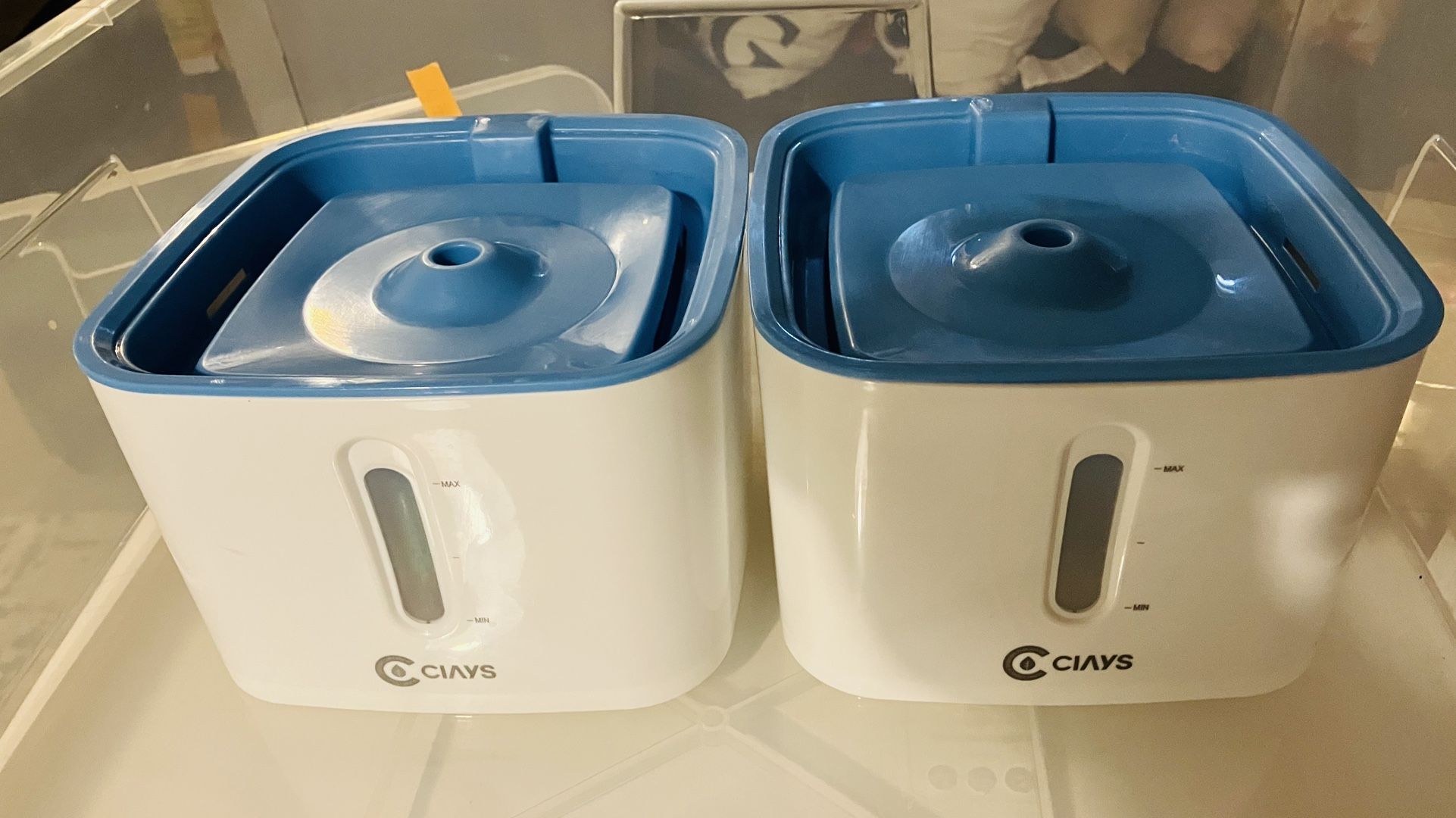 2 Pet water fountains