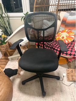 Office desk chair great shape