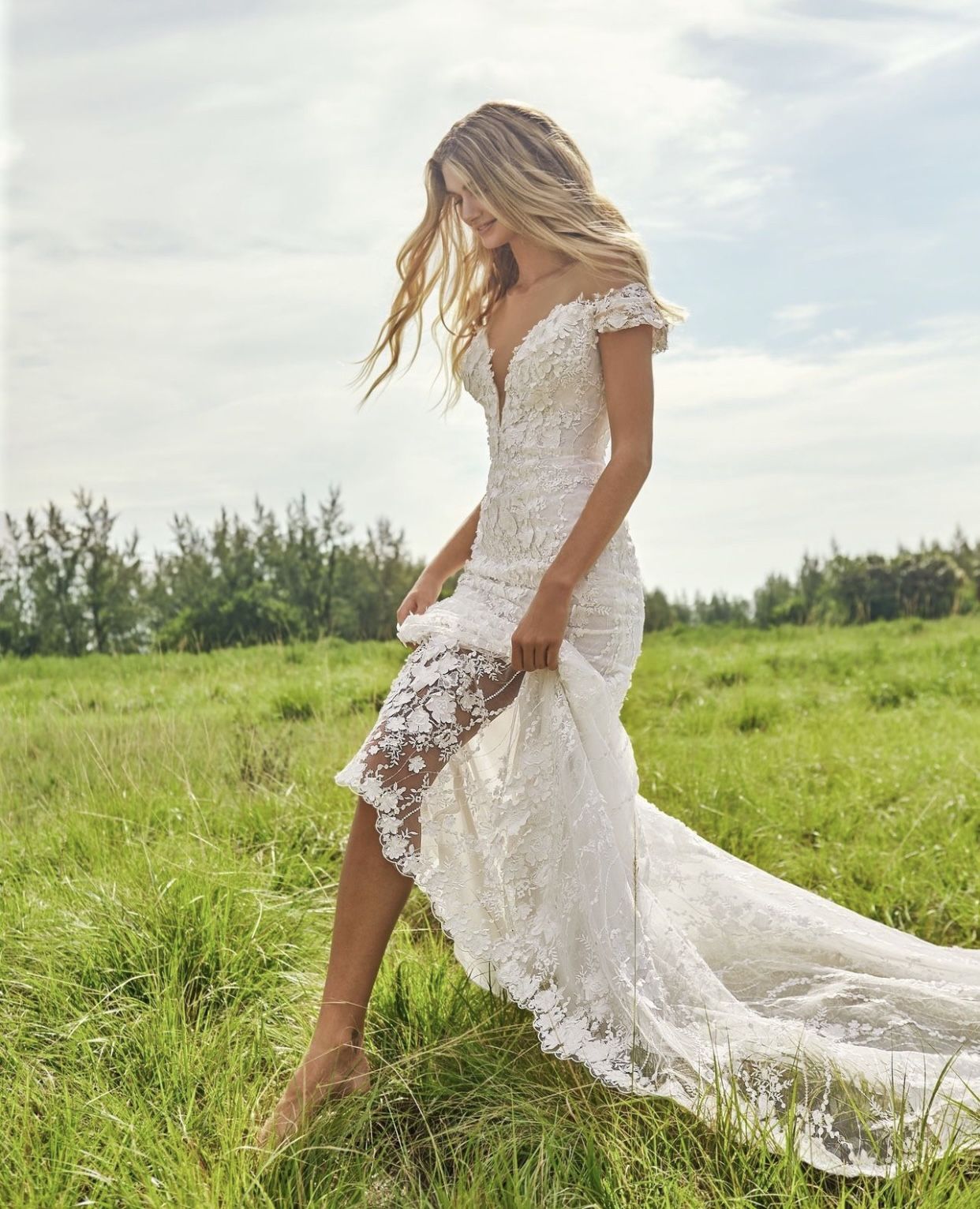 Martin Thornburg Wedding Dress Size 10 NWT