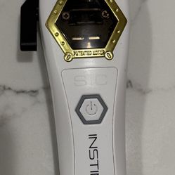 Máquina de cortar cabello profesional Stylecraft Instinct – usada en excelente estado