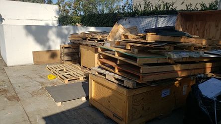 Used pallets $ 5.00