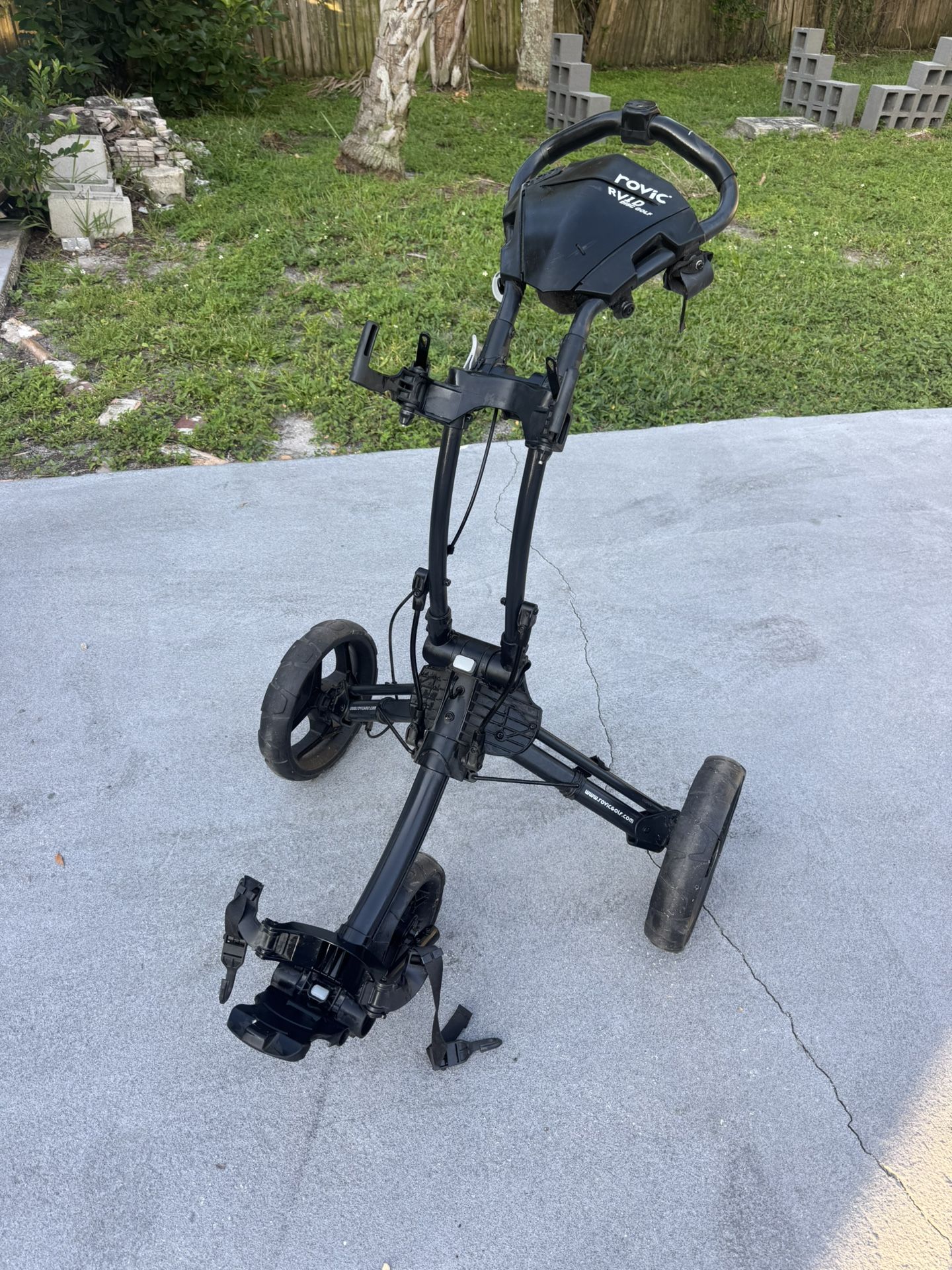 Rovic RV1D Disc Golf 3 Wheel Cart