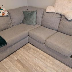 $100 Sectional Couch 