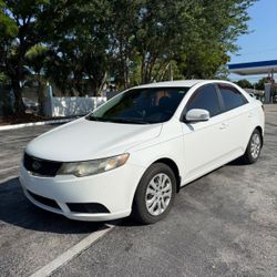 2010 Kia Forte 