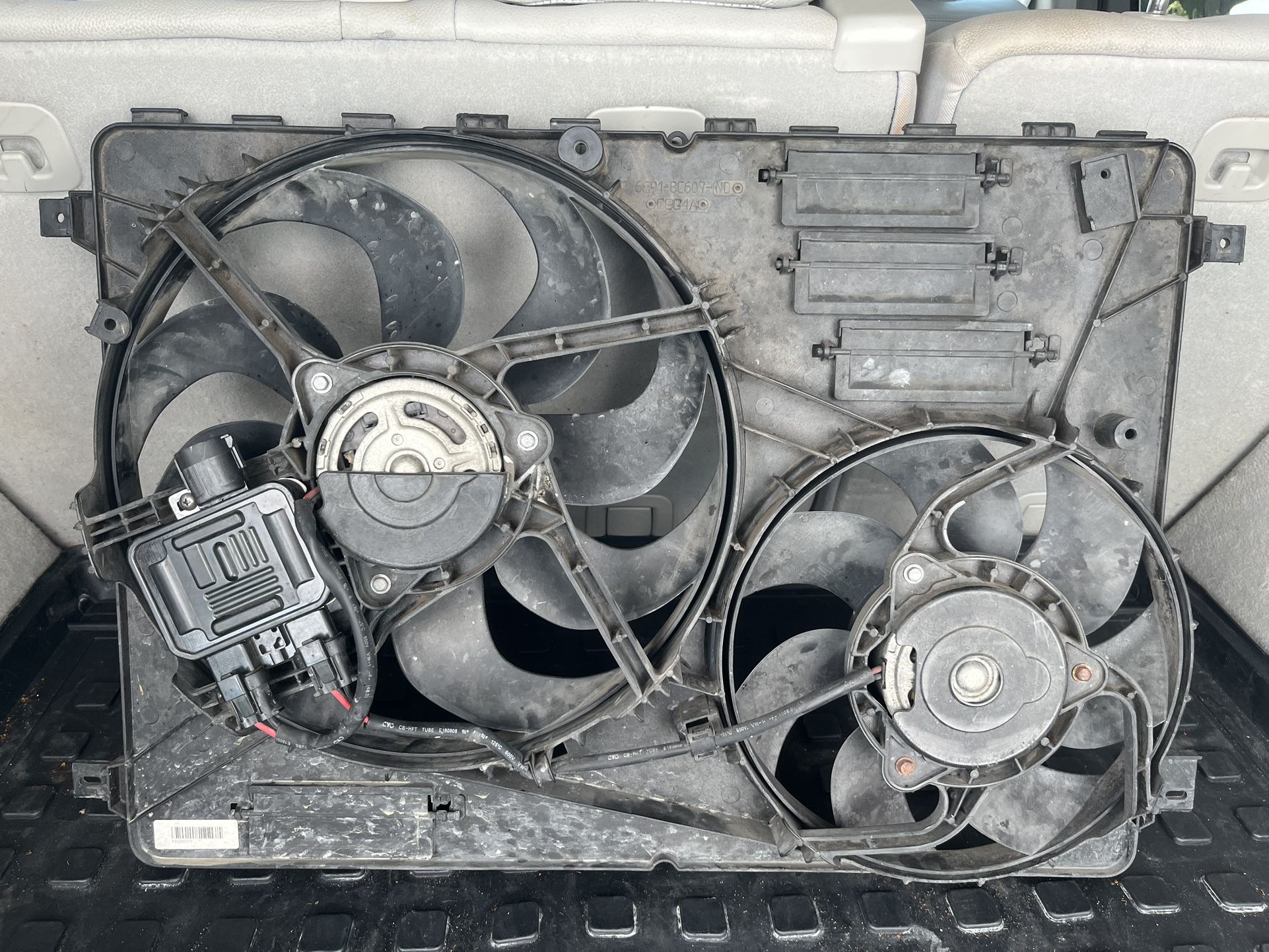 2010-2014 Volvo Xc60 Dual Cooling Fan