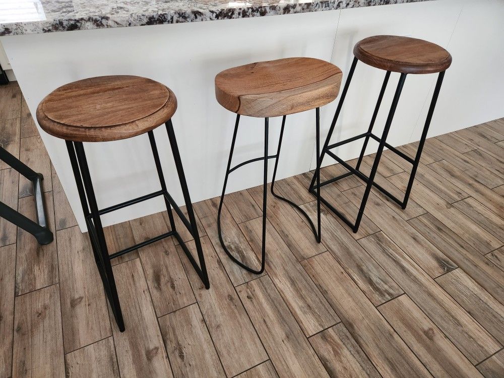 Wooden Bar Stools With Metal Legs