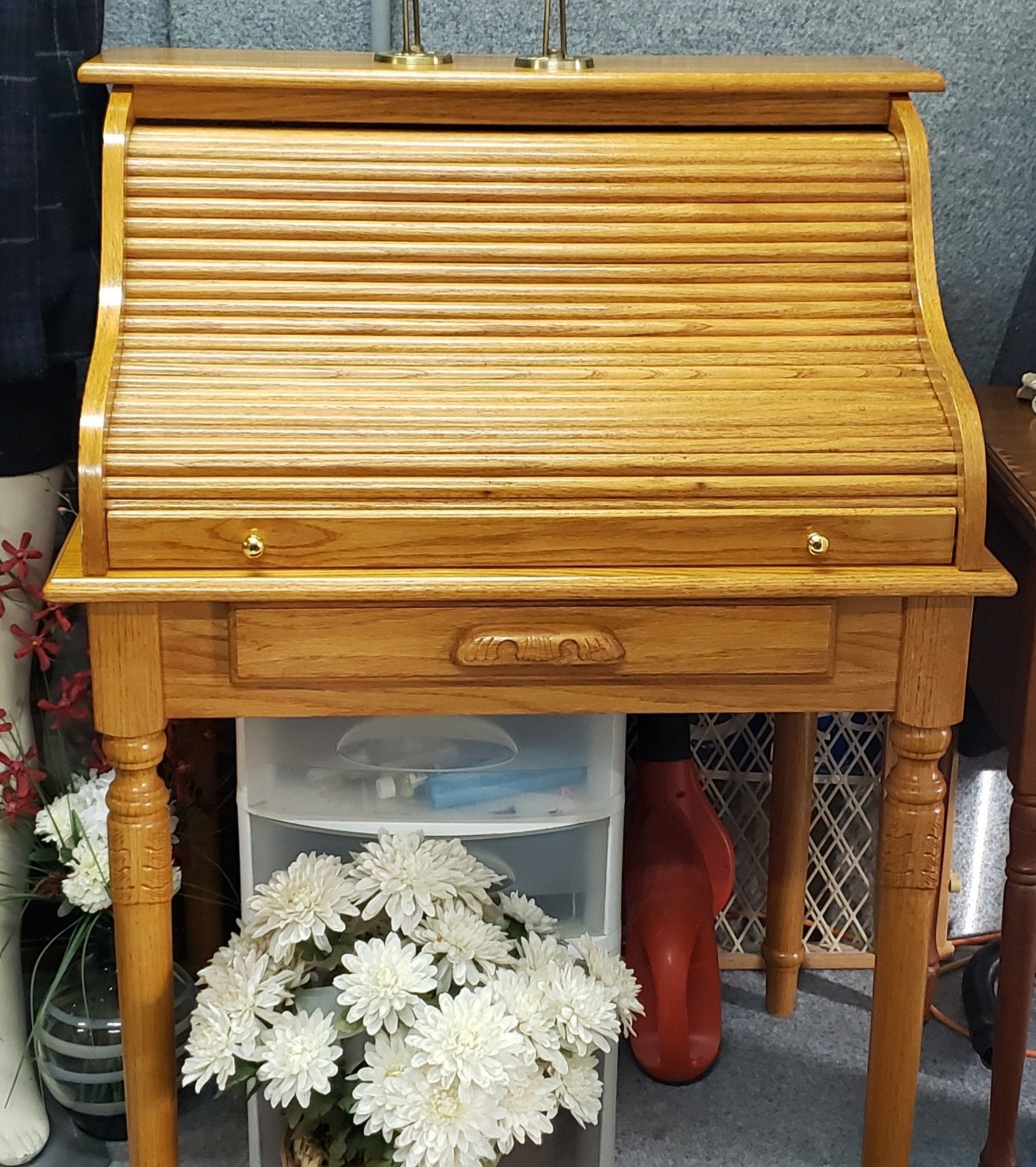 Small Roll Top Desk PENDING
