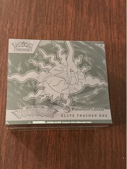 Pokemon Center Exclusive Mega Evolution Pitch Black Elite Trainer Box ETB