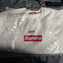 Supreme Crew Neck Brand New Size m 150$