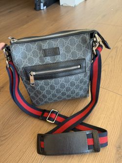 Authentic Gucci Crossbody Bag (men’s)new
