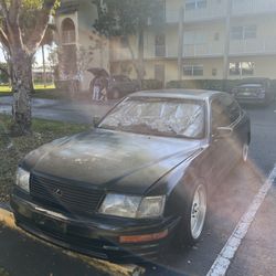 1995 Lexus LS 400