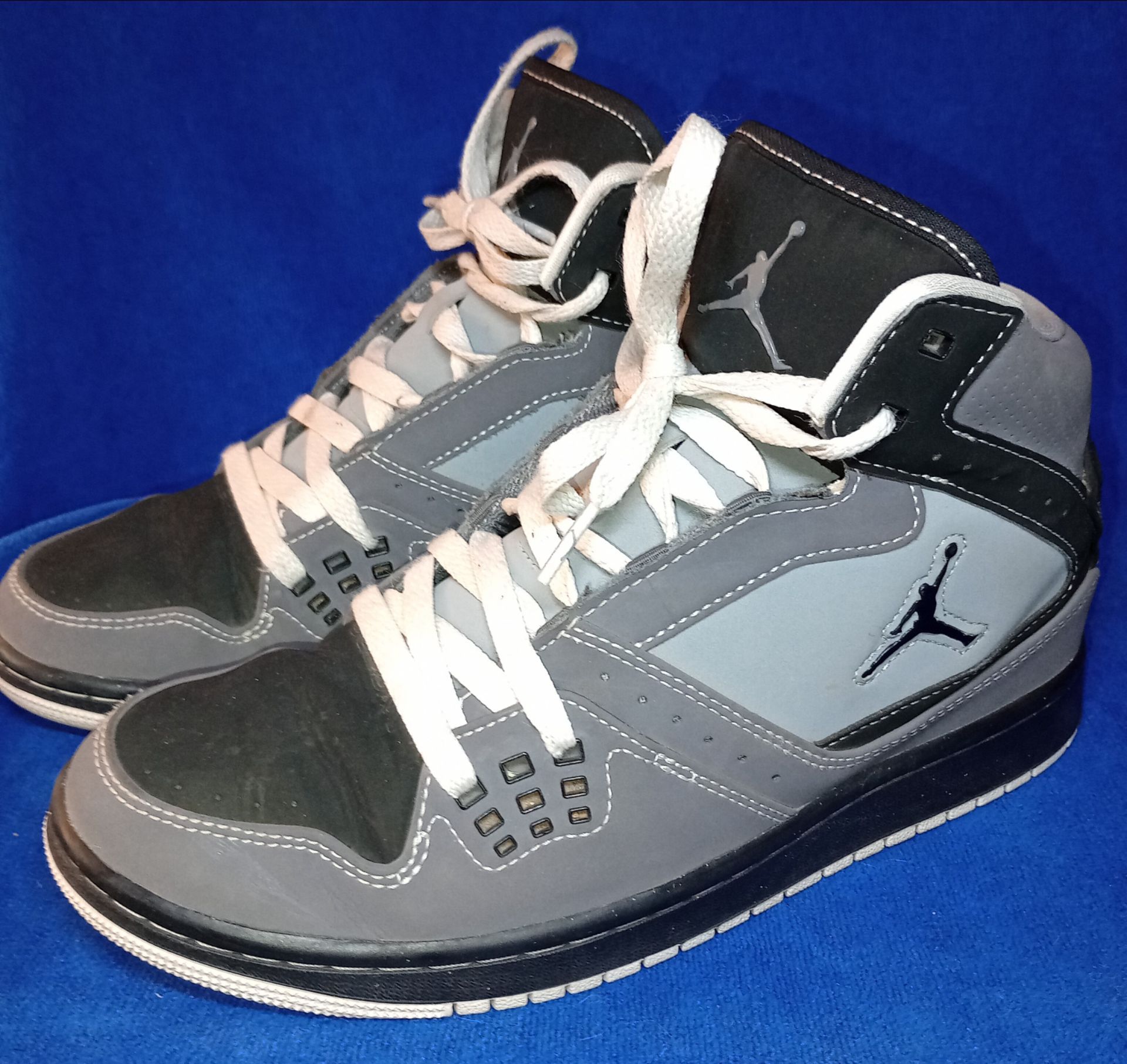Men's Size 8 Jordan Flight Mid