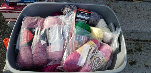 A Tote full of Yarn