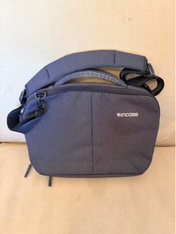 Incase 16 inch laptop case