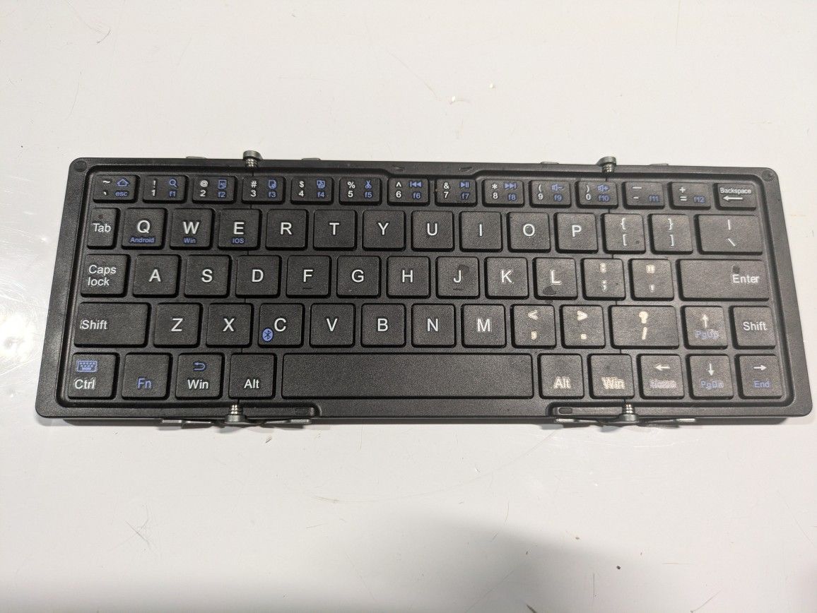EC Portable Bluetooth Keyboard for Tablets, Phone, Computer, Laptop, Like New