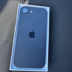 iPhone 16e 128gb Carreir Unlocked 