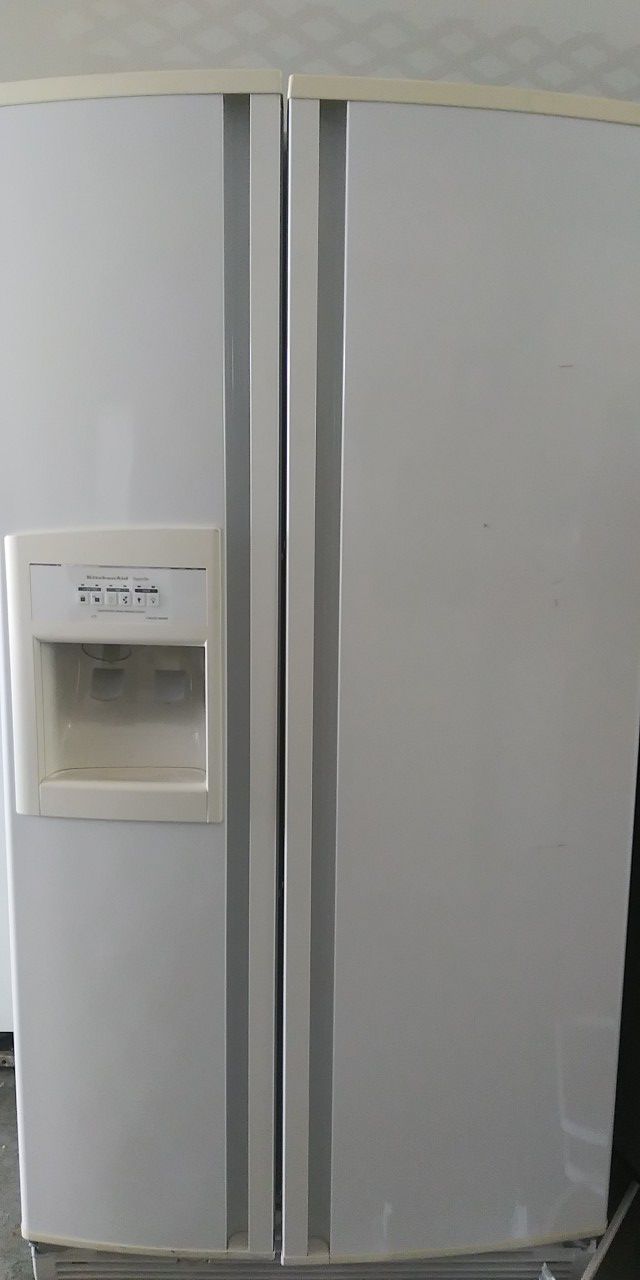 Kitchen Aid Superba Refrigerator
