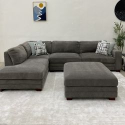 Penelope Fabric Sectional w Ottoman
