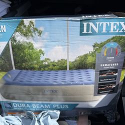Inflatable Queen 18” Intex Bed