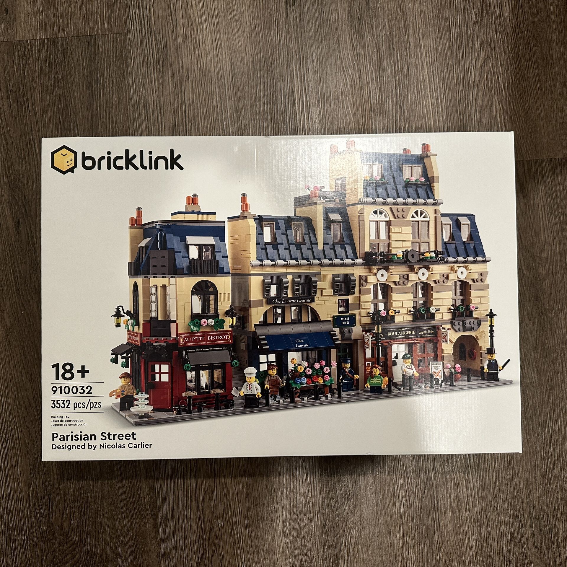 Lego Parisian Street 910032 IN HAND Bricklink Designer Program Series 1 NEW