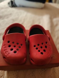 Crocs Size 5