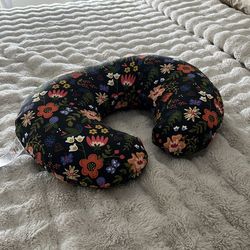 Baby Nursing Pillow