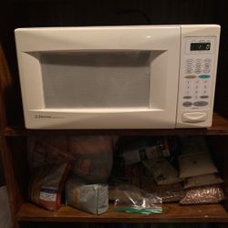 Emerson microwave 