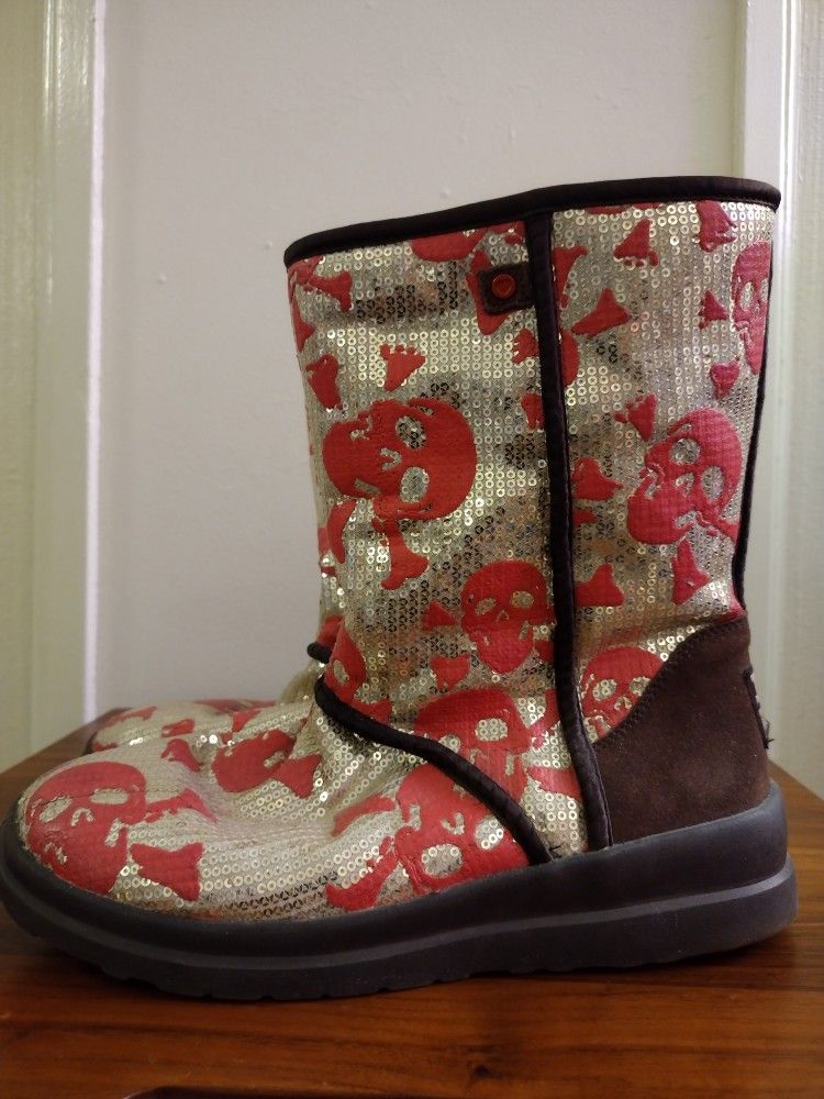 I Heart UGG Kisses Short Wedge Sequin's & Skull's UGG Boot's