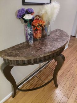Round half table