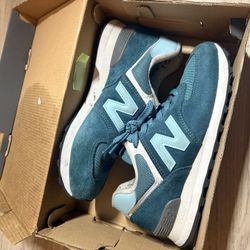 $40 New Balance 973 Size 8.5