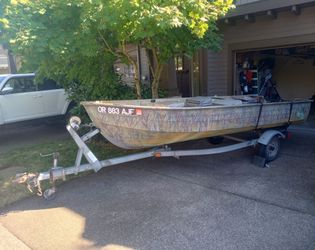 14 ft Mirrocraft Boat + Trailer + Accessories