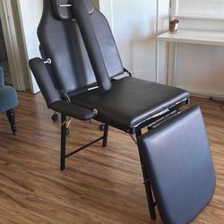 Foldable Spa Chair - Facials - Eyebrows- Tattoo 