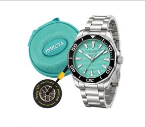 New Set Invicta Pro Diver Meridian Men's Quartz Watch  46mm, Silver (69249)
Comes with a matching travel case and key chain