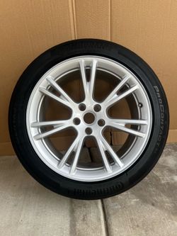 Tesla 19” Wheel Tire *SELLING JUST 1* 2021-2024 Tesla Model Y! Gemini Factory OEM with Continental 255/45/19 tire Good emergency spare for trips.