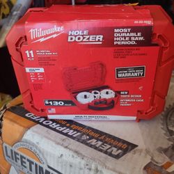  SellerGift Center

Milwaukee

Hole Dozer General Purpose Bi-Metal Hole Saw Set (11-Piece)

