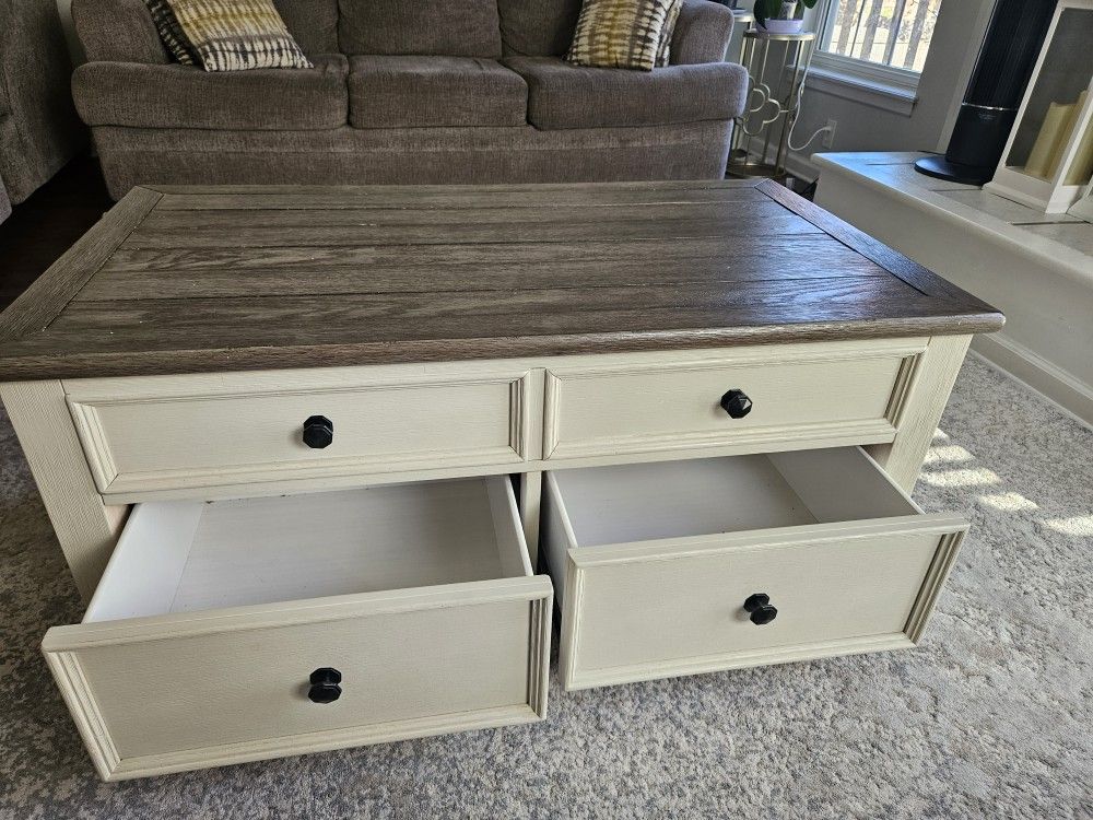 Coffee Table With Storage