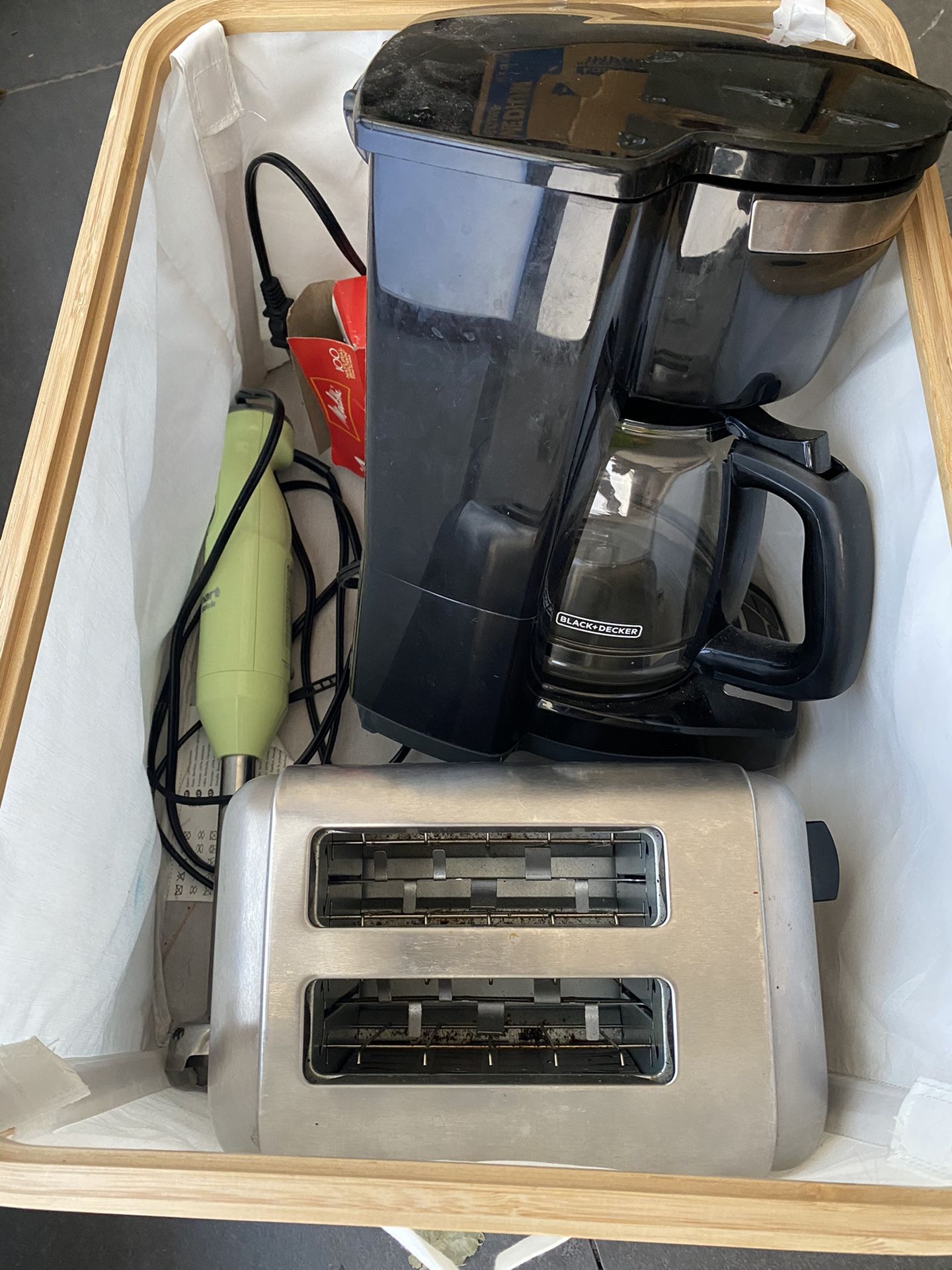 Coffee maker, cuisinart toaster & stick blender