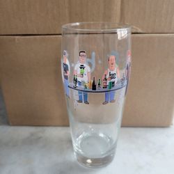 King of the Hill beer glass - 20 fl oz