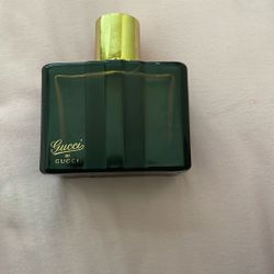 Gucci by Gucci Eau de Parfum – 75 mL Bottle