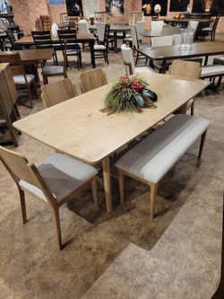 6 pc Dining Table + 4 Chairs And Bench Natural Color