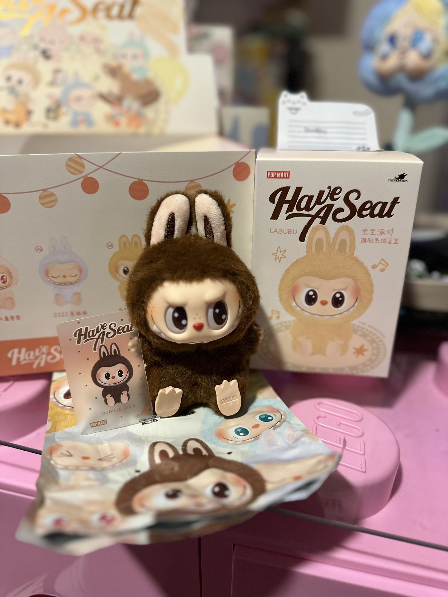 Pop Mart Labubu