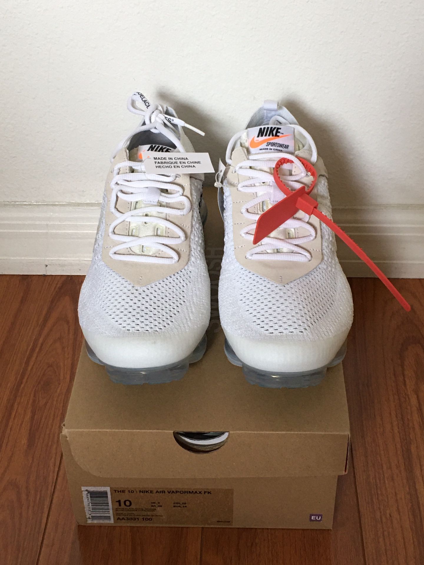 Brand New Nike Air Vapormax Off White Size 10 Men's