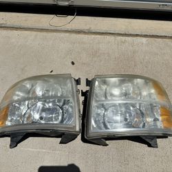 07-14 Chevy Silverado Headlights OEM