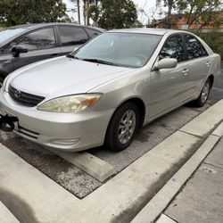 2004 Toyota Camry