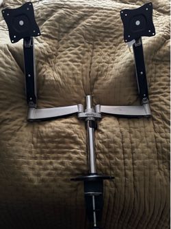 Double monitor stand